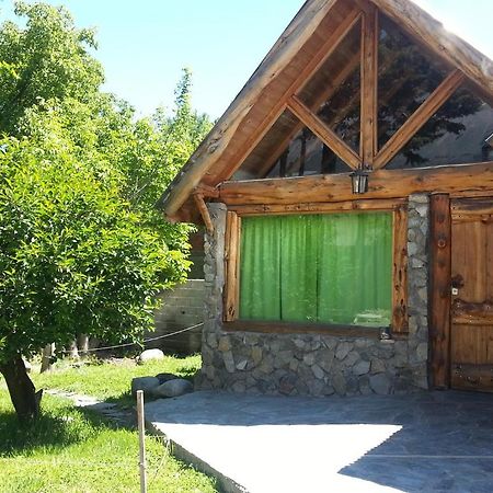 Cabanas Pehuenia Hostel El Bolsón Εξωτερικό φωτογραφία