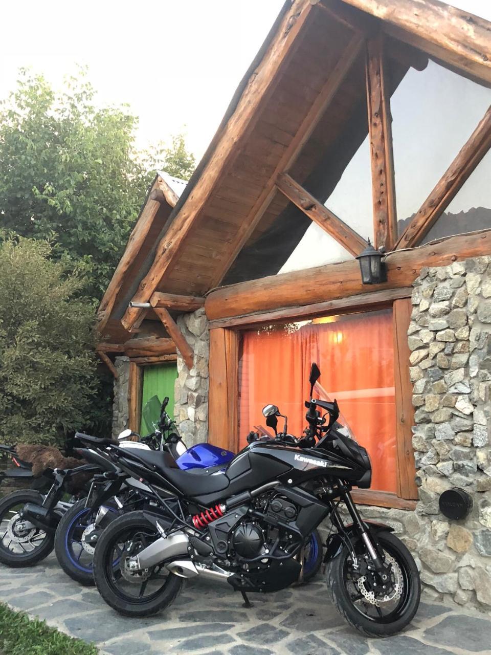 Cabanas Pehuenia Hostel El Bolsón Εξωτερικό φωτογραφία